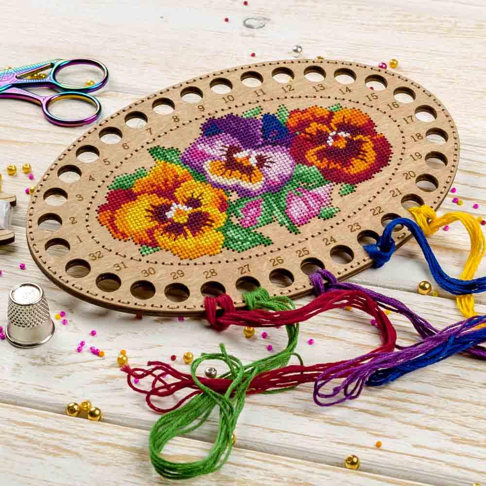 Blank for embroidery with thread on wood