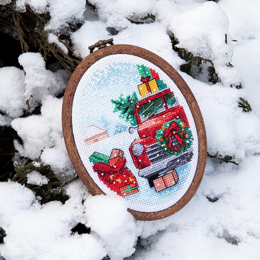 Counted cross stitch kit series &#x22;Preparing for the Holidays&#x22;