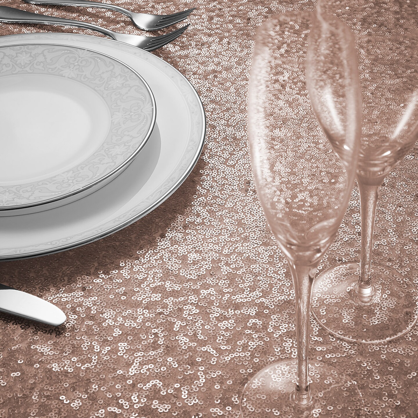 Lann&#x27;s Linens Sequin Tablecloths, Overlay Covers and Table Runners