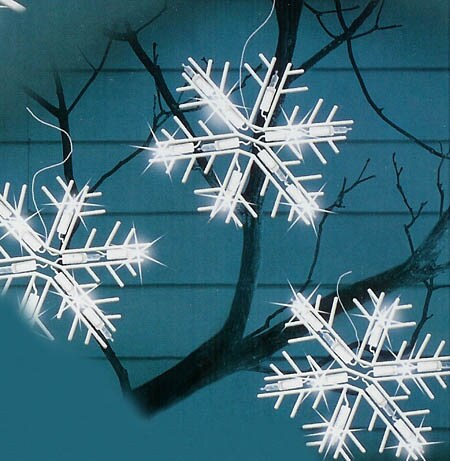 Northlight 100 Clear Twinkling Snowflake Icicle Christmas Lights - 8.6 ft White Wire