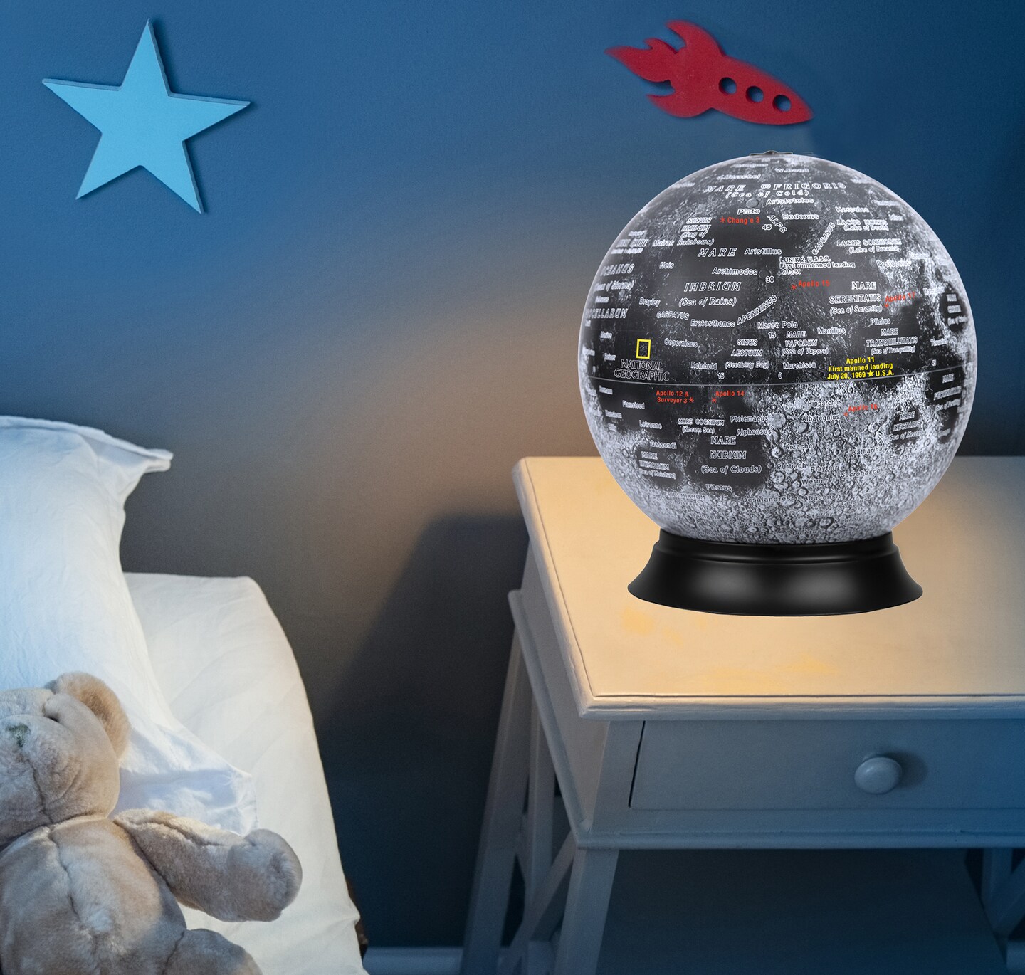 National Geographic 12&#x22; Diameter Illuminated Moon Globe