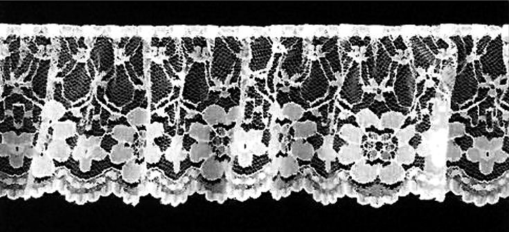Belagio Gathered Lace Trim, 2.5&#x22; Wide, White, 40-Yard Bolt
