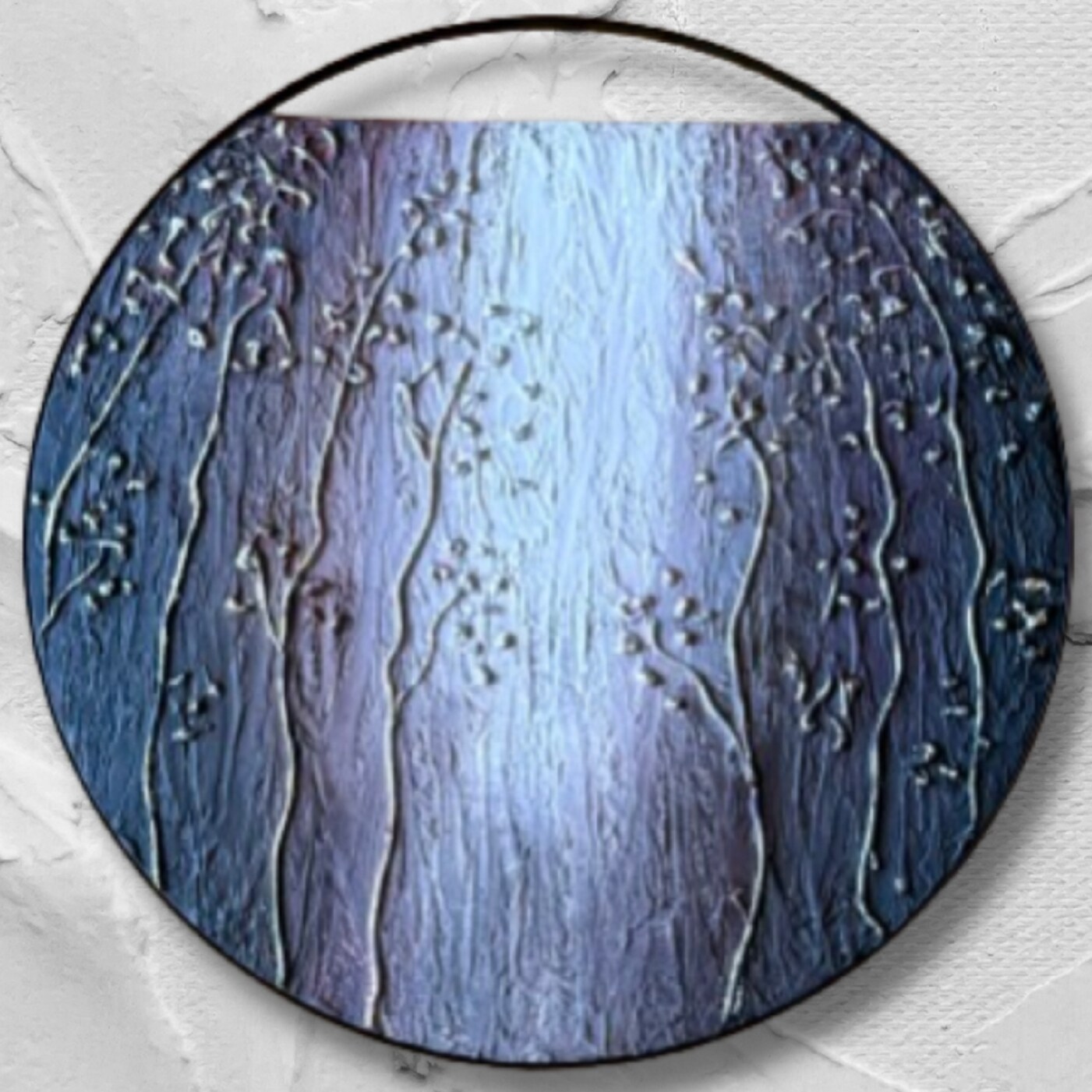 How-To name is FLOWERY MOOD: Creating a Round Decorative Textured