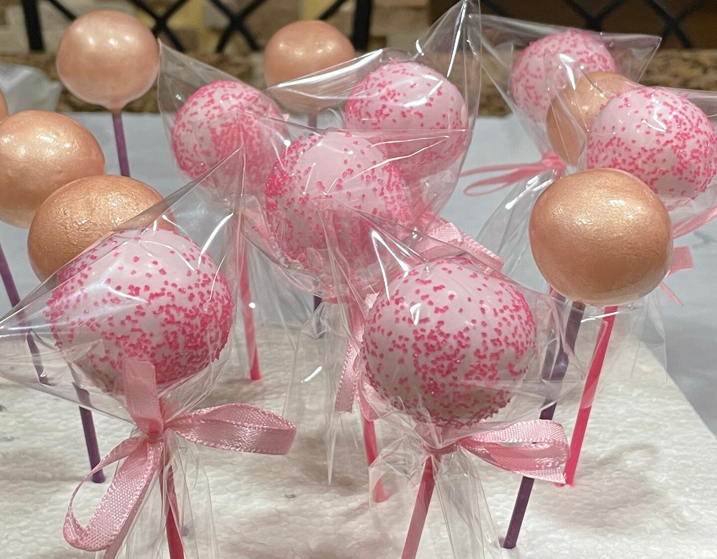 Wedding Cakepops, unique gold cake pops, custom cake pops, sprinkles cake pops, wedding popular favors, baby shower cake pops, cake poops.