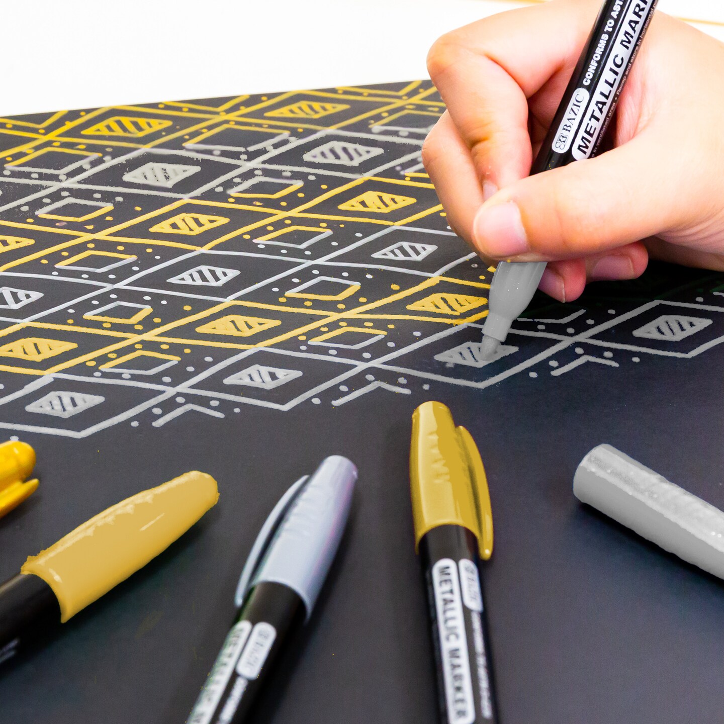 BAZIC Silver &#x26; Gold Metallic Markers (2/Pack)