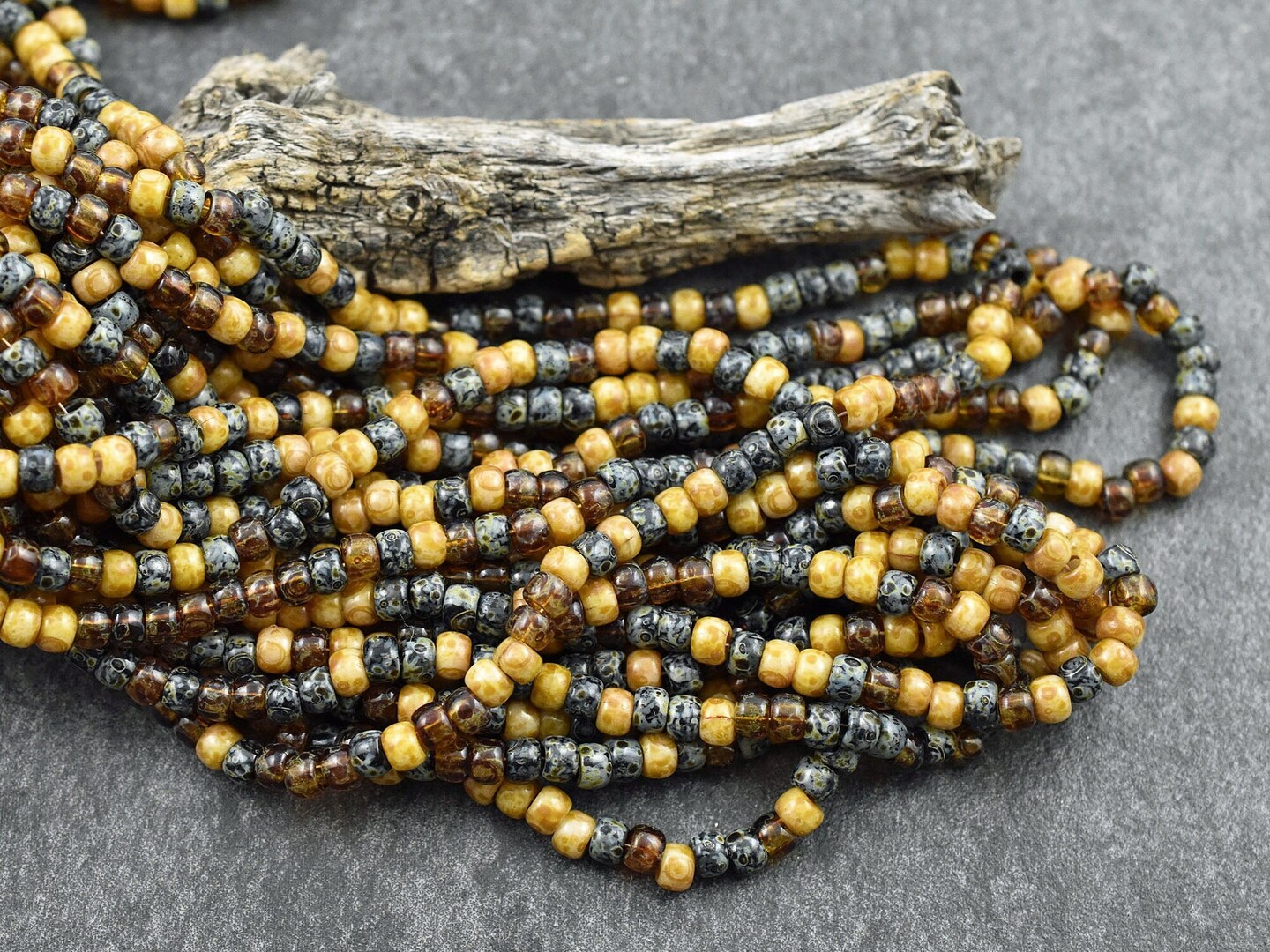 6/0 Aged Beehive Picasso Mix Seed Beads (22&#x22; Strand)