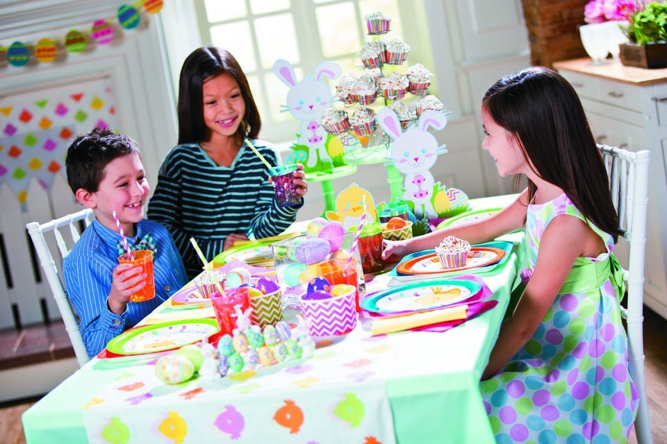 Eggs &#x26; Easter Bunnies Tabletop Decoration, Home Decor, 1 Piece