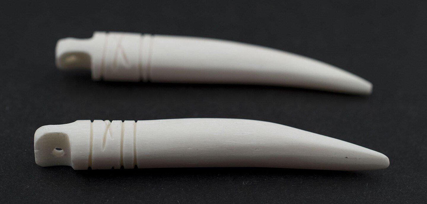 TheBeadChest Kenya White Bone Tooth Pendant (Set of 2)