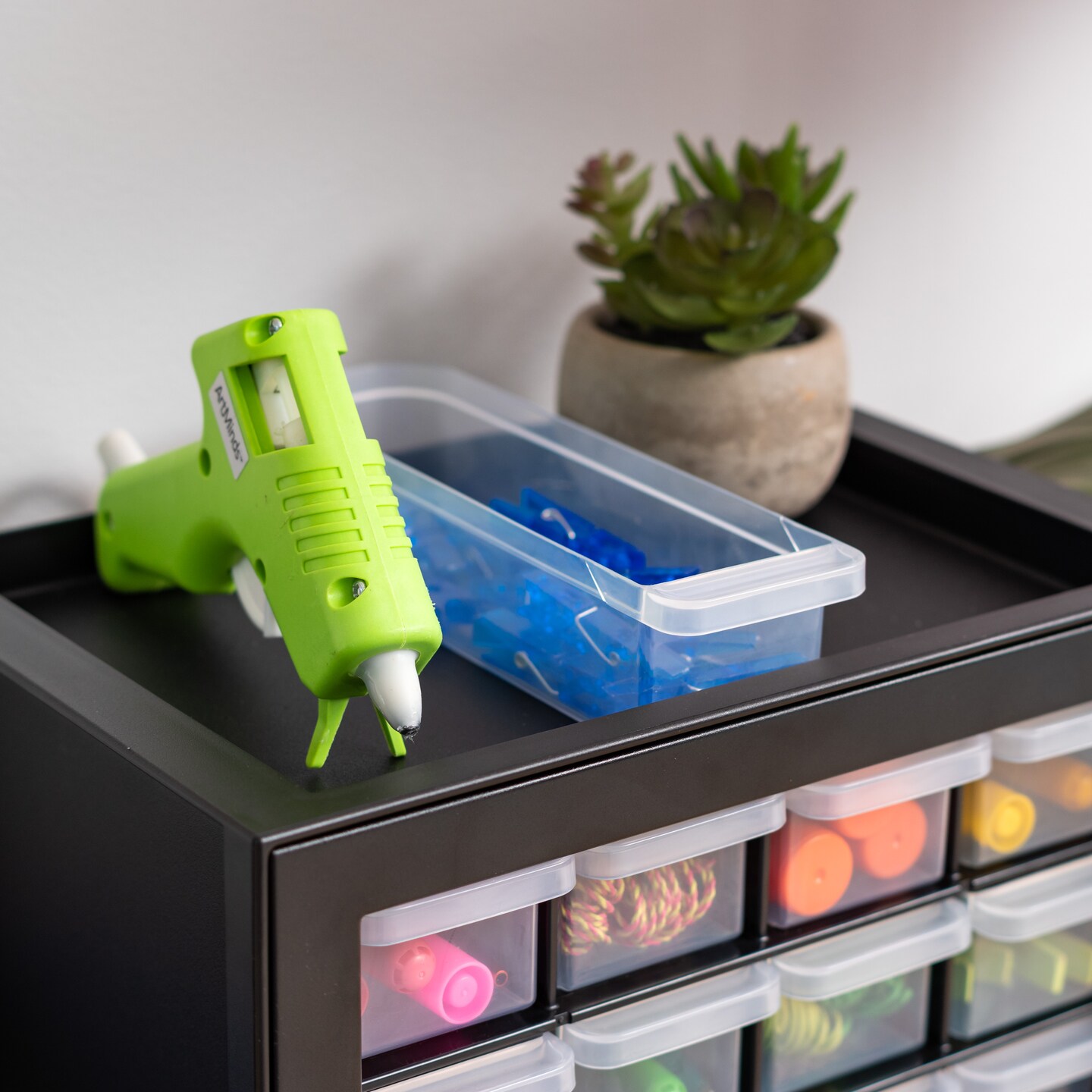 IRIS USA Stackable Storage Cabinet for Hardware Crafts, Small Parts Organizer Drawer, Compartment