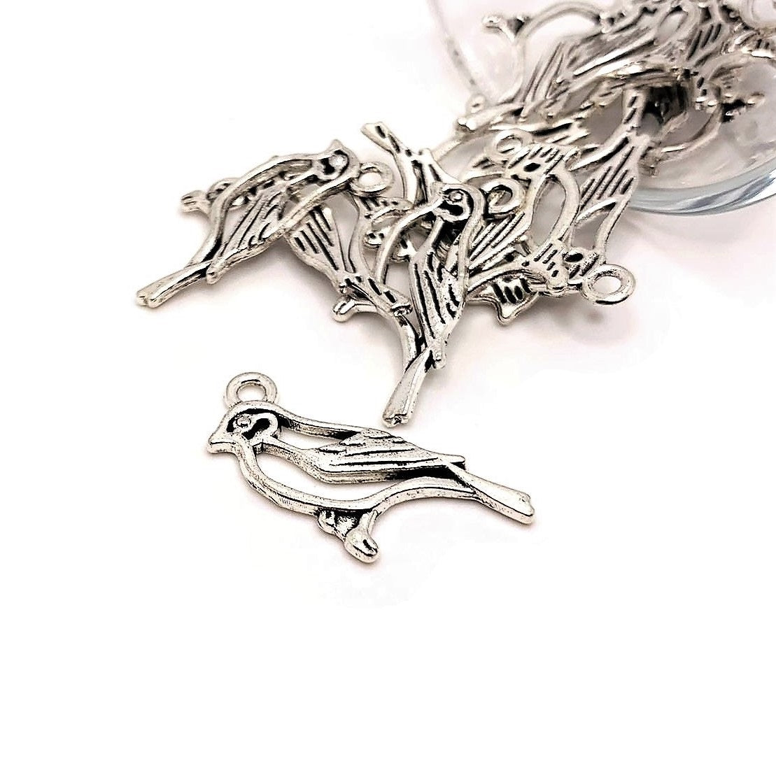 4, 20 or 50 Pieces: Silver Robin Bird Charms