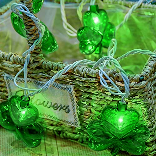 Outdoor St. Patrick&#x27;s Day String Lights, 8.5Ft St. Patrick Decoration Lights with 10 Clover Lights, Plug in Shamrocks Lights Indoor for Garden Bedroom Birthday, Green Clover Decor