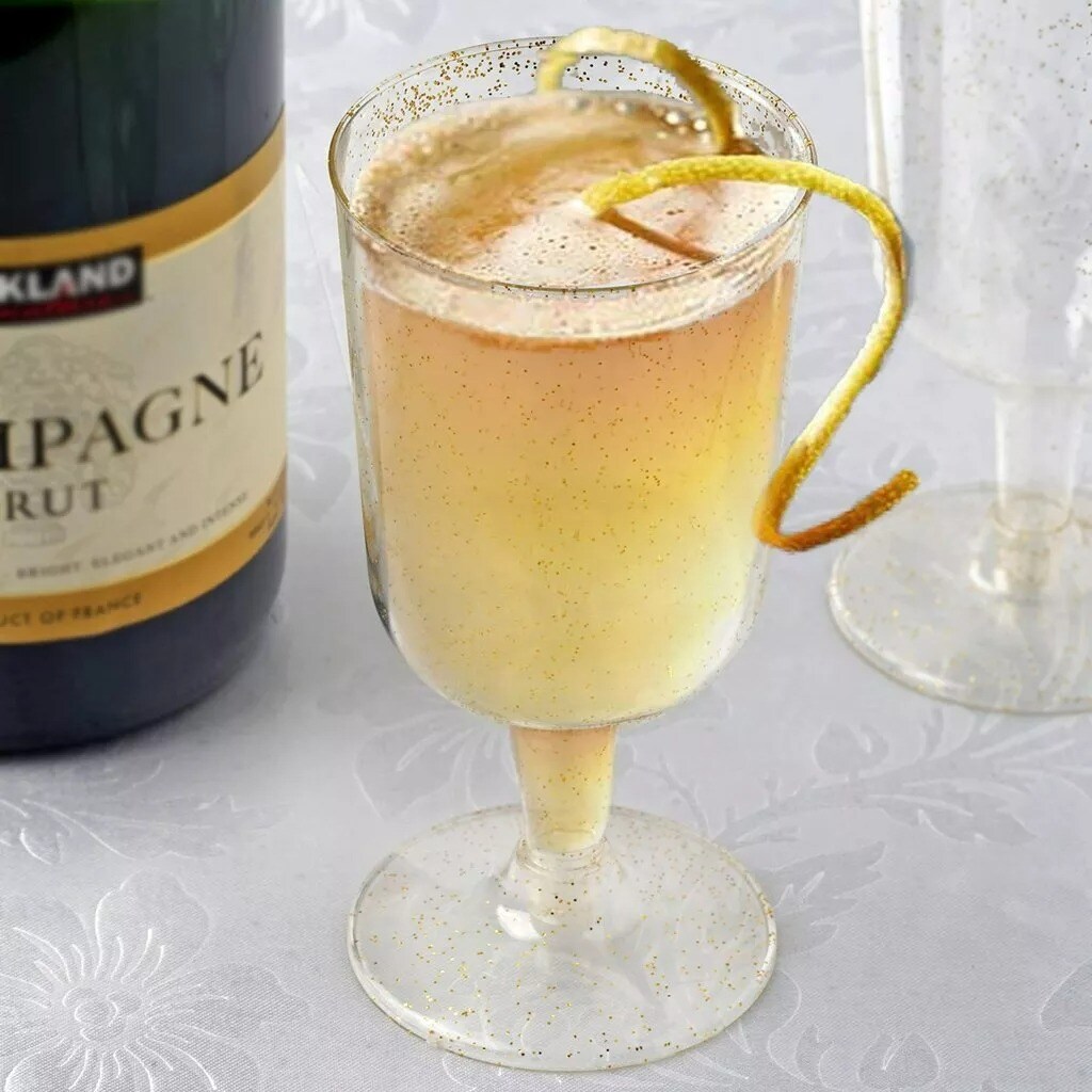 12 7 oz Plastic Gold Glittered Clear Champagne GLASSES Tableware