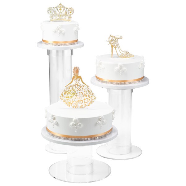 Gold Quincea&#xF1;era Cake Kit