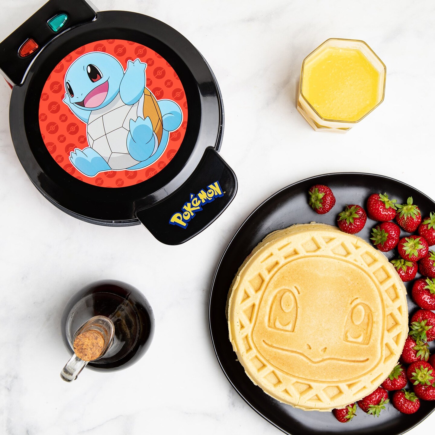 Uncanny Brands Pok&#xE9;mon Squirtle Waffle Maker