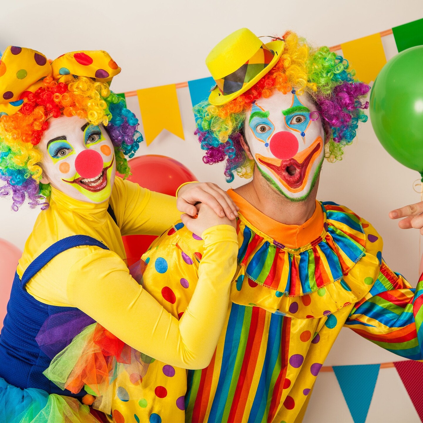 Red Carnival Clown Noses - Red Sponge Nose for Circus Costume Party ...