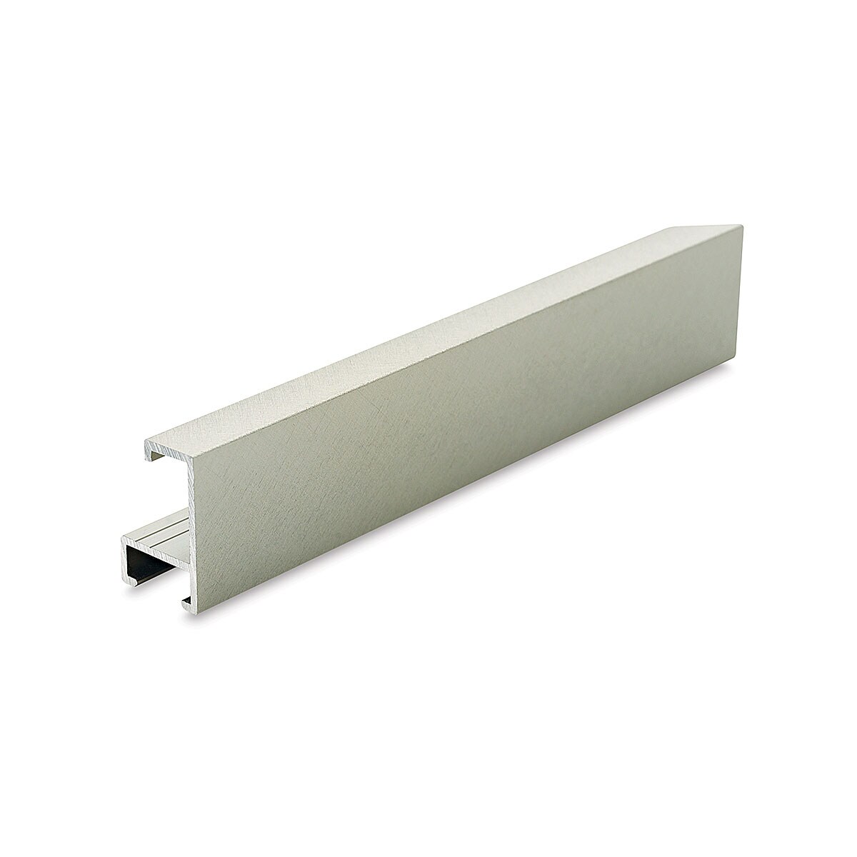 Nielsen Metal Frame Section Style 93 - 17" x 9/16", Florentine Silver