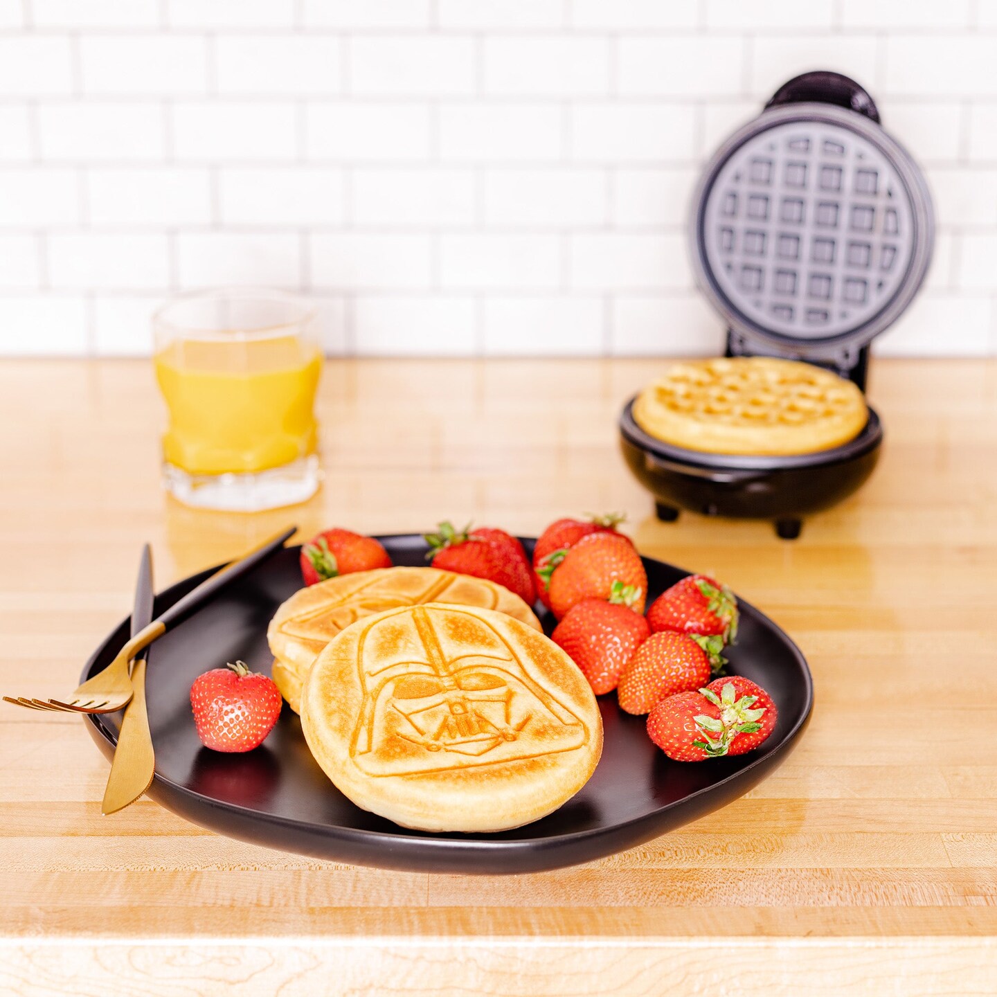 Uncanny Brands Star Wars Mini Darth Vader Waffle Maker