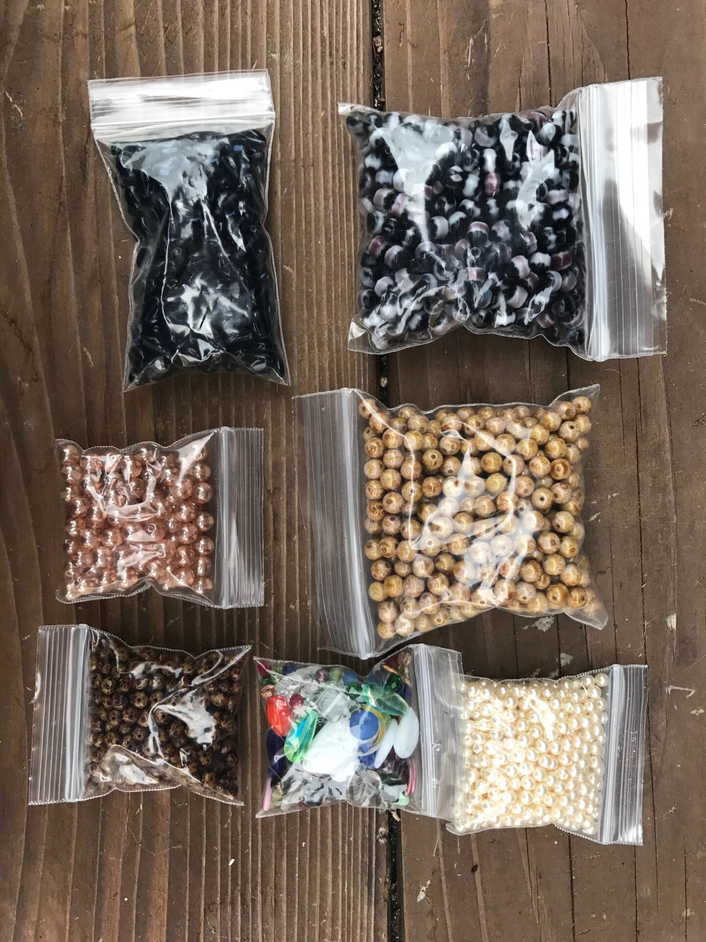 Bulk Mix of Glass Beads - RANDOM Mystery Lot (1/2LB) (B700-Glass)