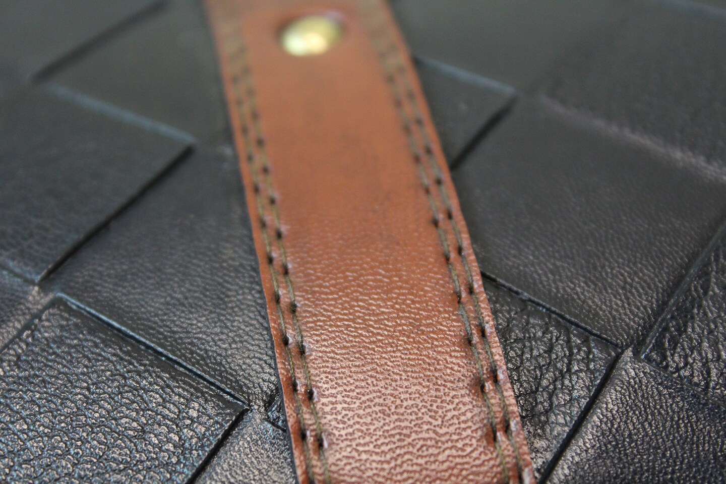 Wooden Leather Round Top Treasure Chest, Decorative storage Trunk with Lockable Latch