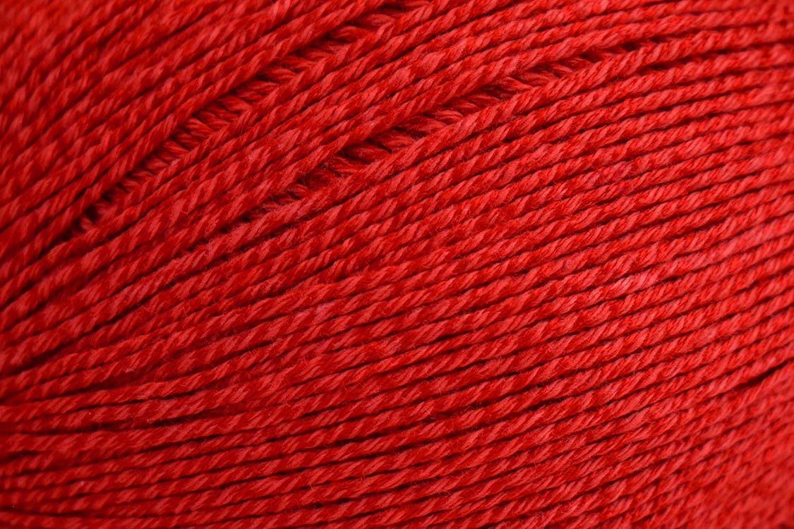 Bamboo Pop by Universal Yarn - #136 True Red - bamboo/cotton DK yarn