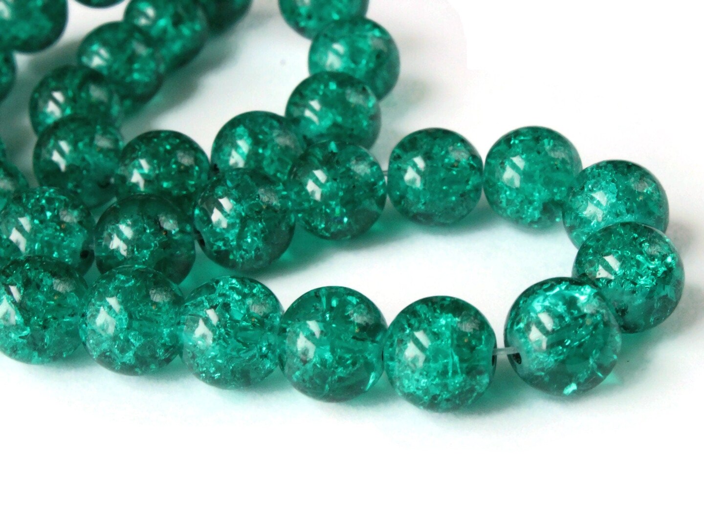 10mm Emerald Green Crackle Glass Round Beads