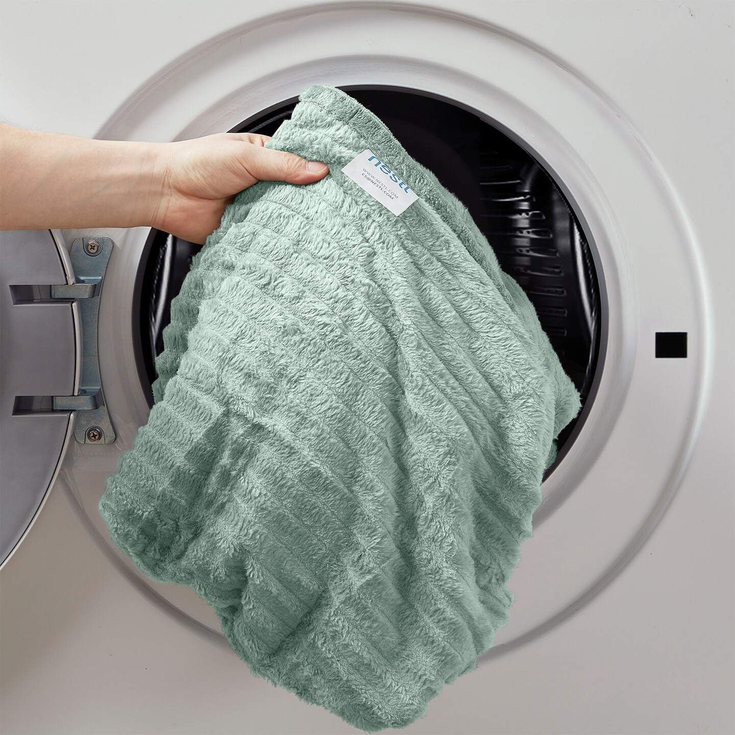 Nestl Cut Plush Fleece Blanket