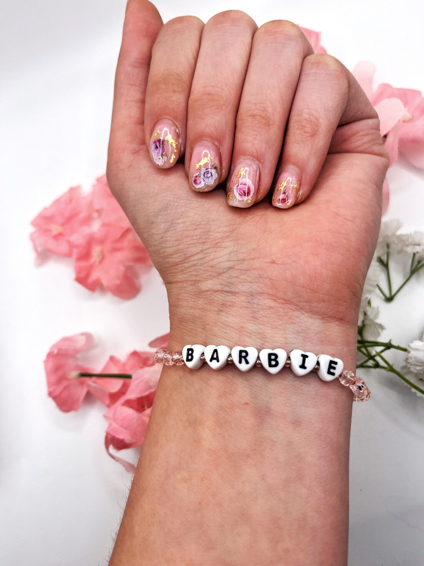 Making personalized word bracelets