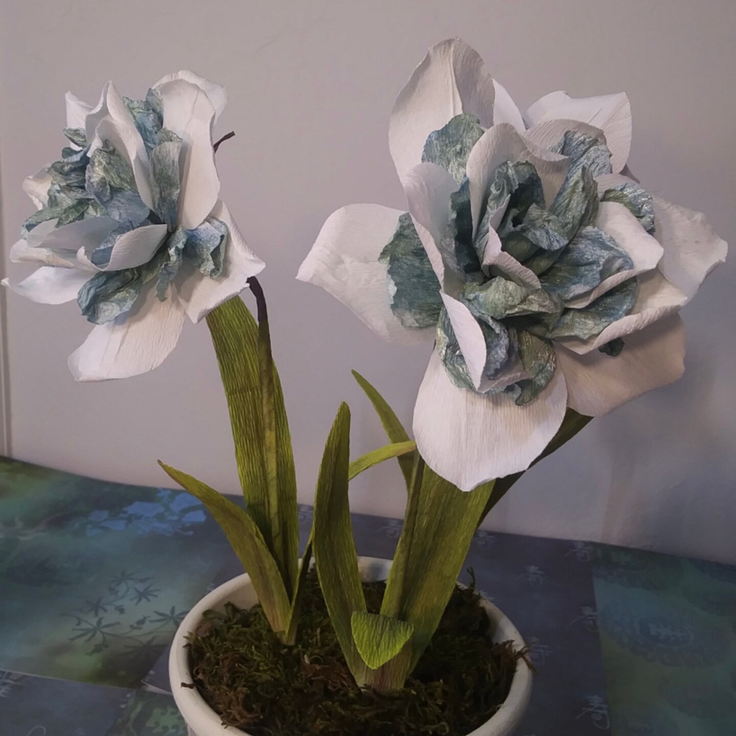 Handmade Crepe Paper Narcissus "Sea Sparkle" MakerPlace by Michaels