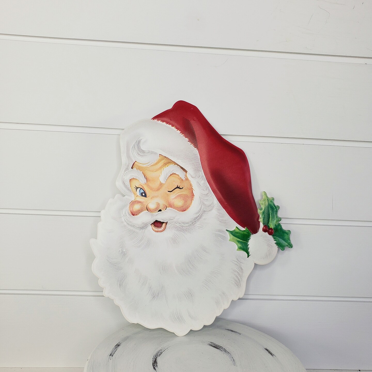 12&#x22;H x 11.75&#x22;L Embossed Metal Santa Face Sign - Charming Christmas Decoration-MD0621