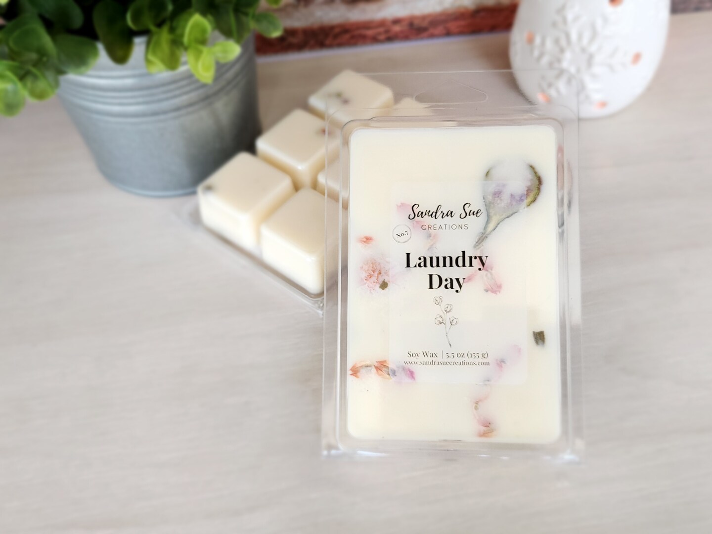 Laundry Day Soy Wax Melt, 5.5 oz | Extra Large Wax Melt - Double