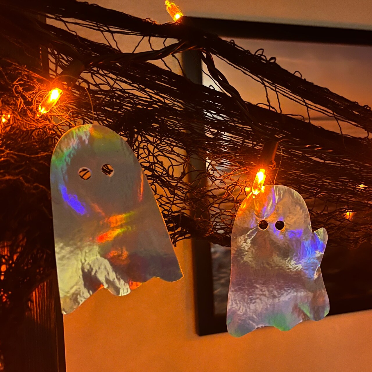 Holographic Ghosts with Lauren Hill @ProbablySketch