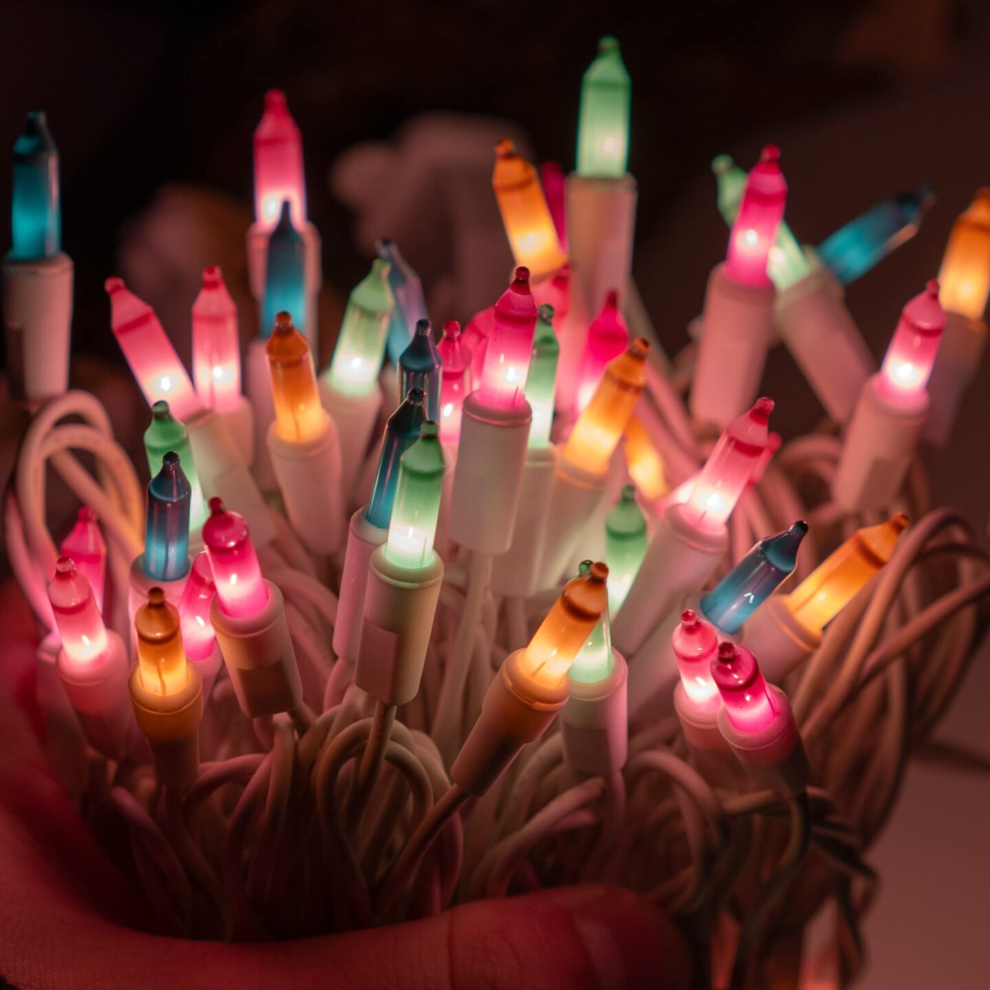 20 FT 100 Pieces Easter Mini String Lights, Connectable Plug in Incandescent String Lights White Wire for Indoor Outdoor Party Yard Holiday Home Easter Decorations, Multi-Colored