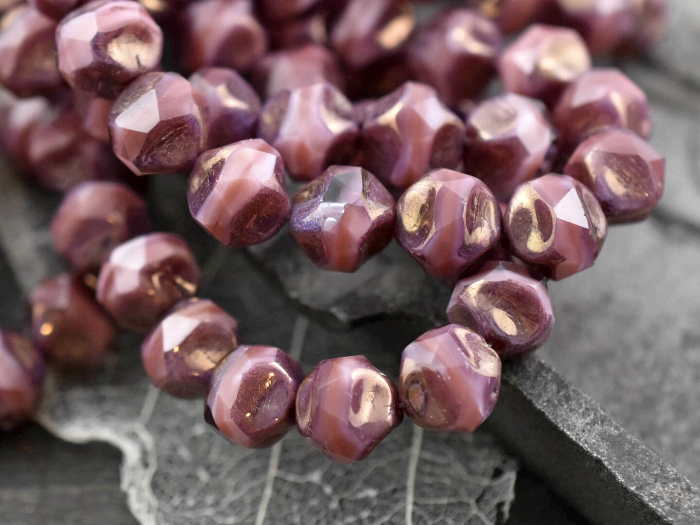 *15* 9mm Purple Bronze Washed Pink Silk Central Cut Round Beads