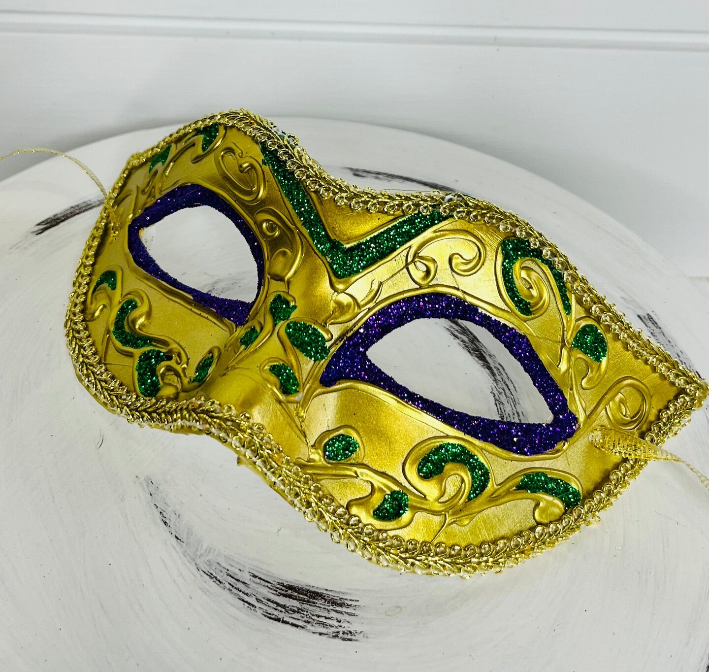 Masquerade Mardi Gras Mask - Gold/Purple/Green, 6.5&#x22;Lx3.75&#x22;H-HG1041