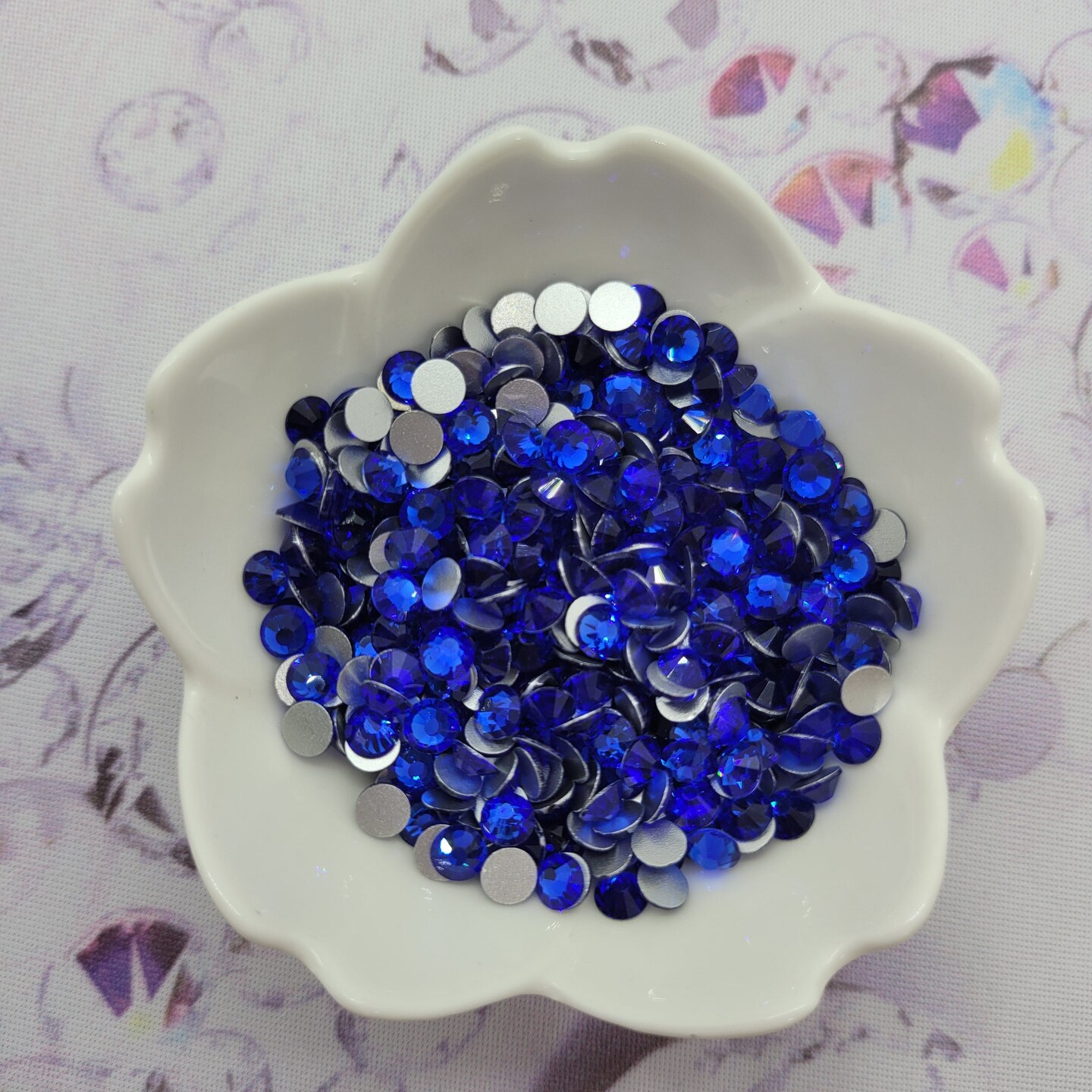 Sapphire - KiraKira Glass Rhinestones by CrystalNinja