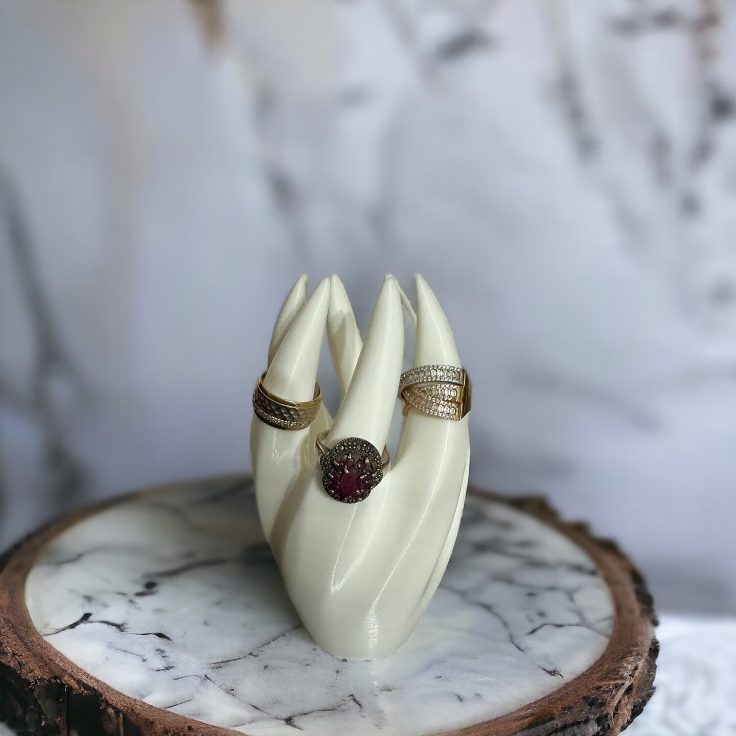 Modern ring holder discount