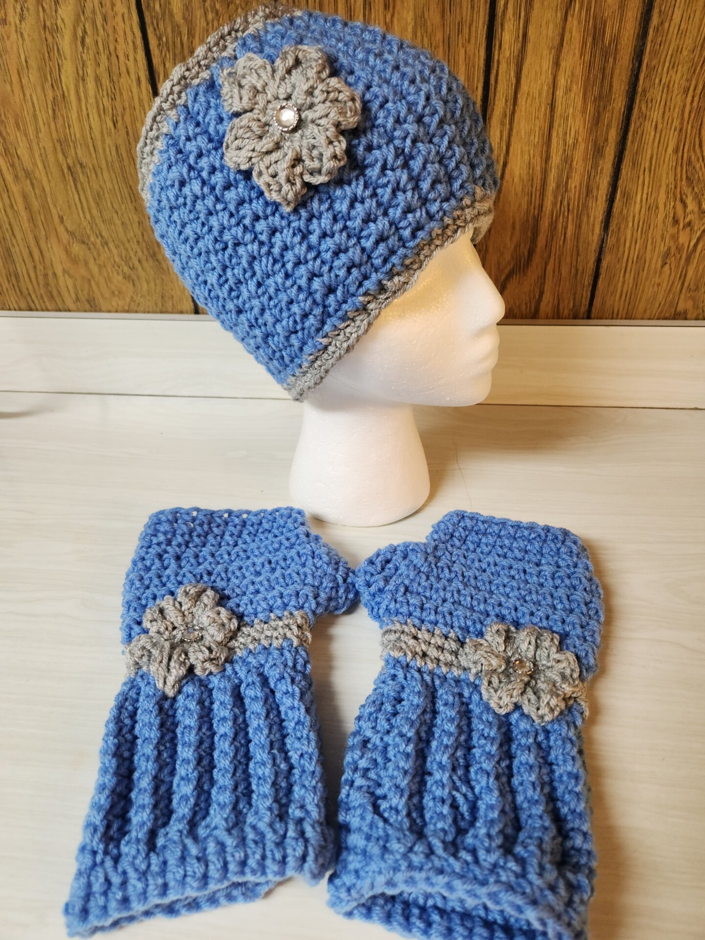 CUTE AND TRENDY BLUE AND GRAY HEADBAND EAR WARMERS AND  display picture 3