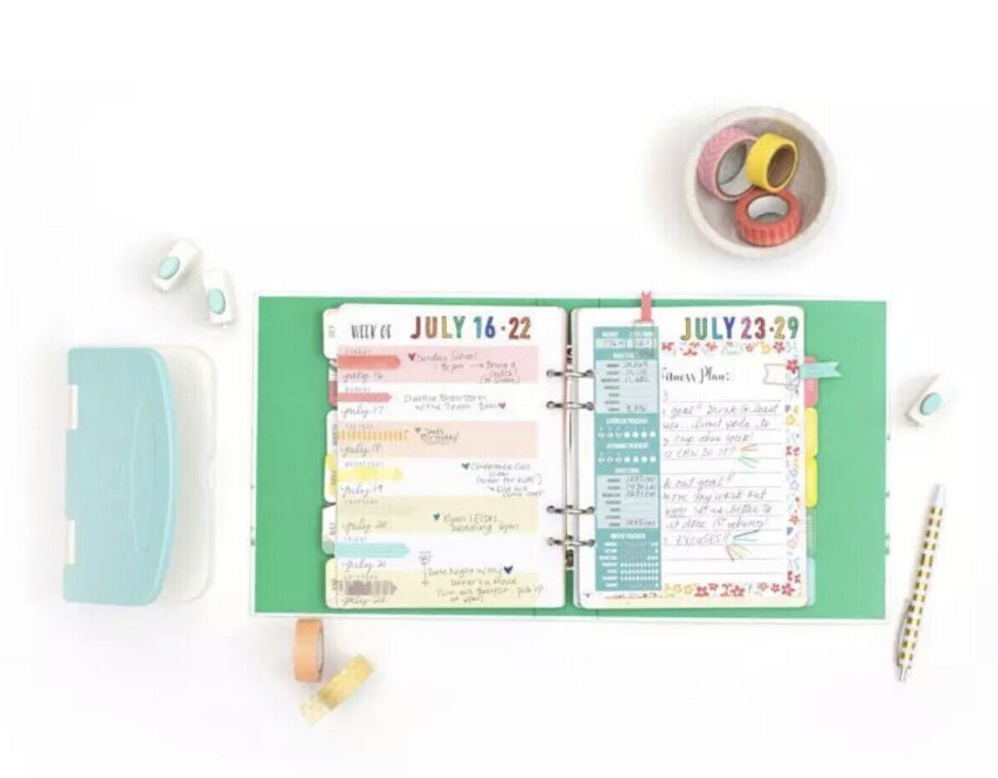 TOOL - We R Memory Keepers - PUNCH BOARD - PLANNER HOLE PUNCH 660461 by American Crafts