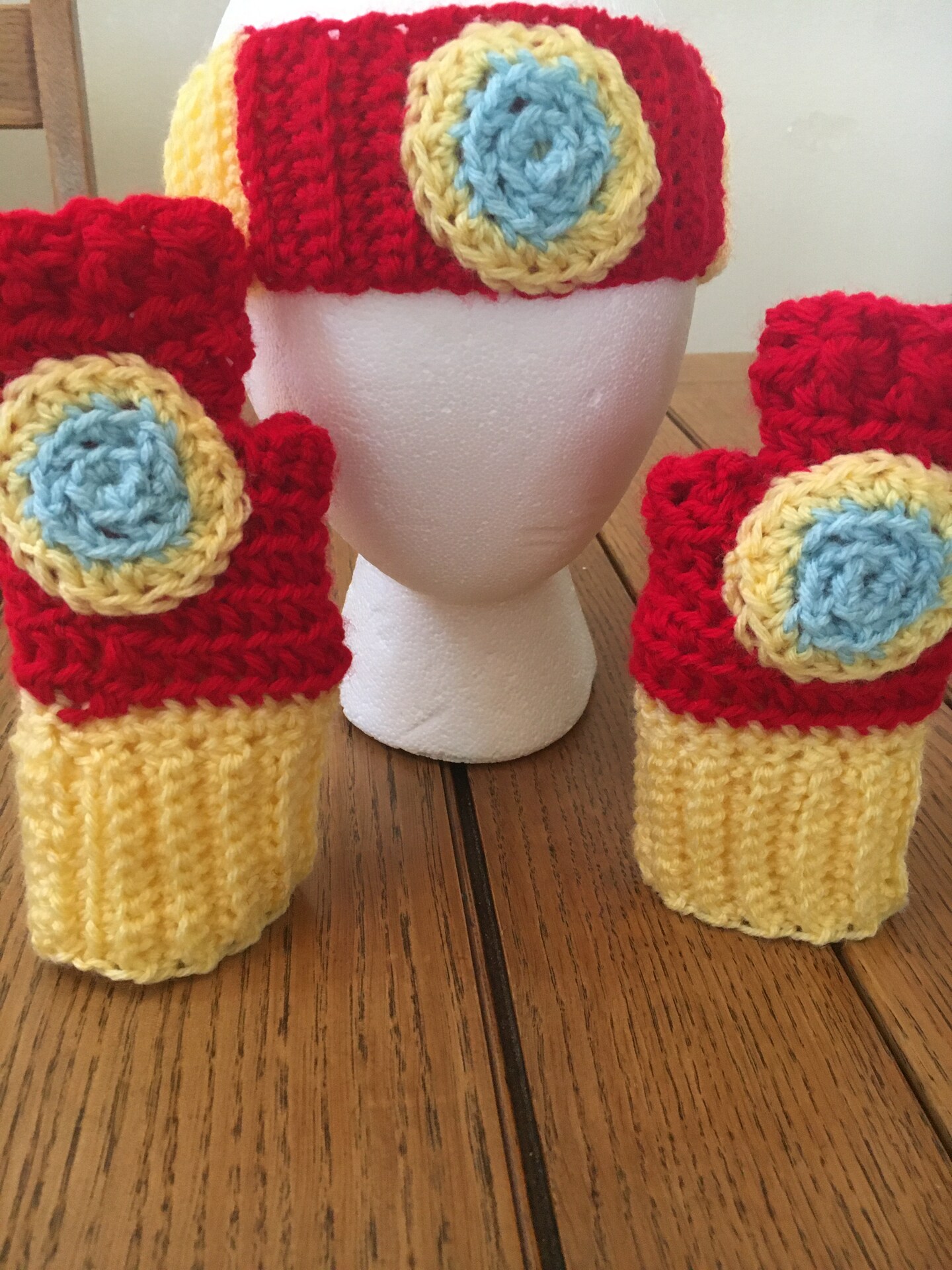 HEADBAND/FINGERLESS MITTENS SET RED AND PURPLE HEADBAND EAR WARMERS AND FINGERLESS GLOVES  main image 3