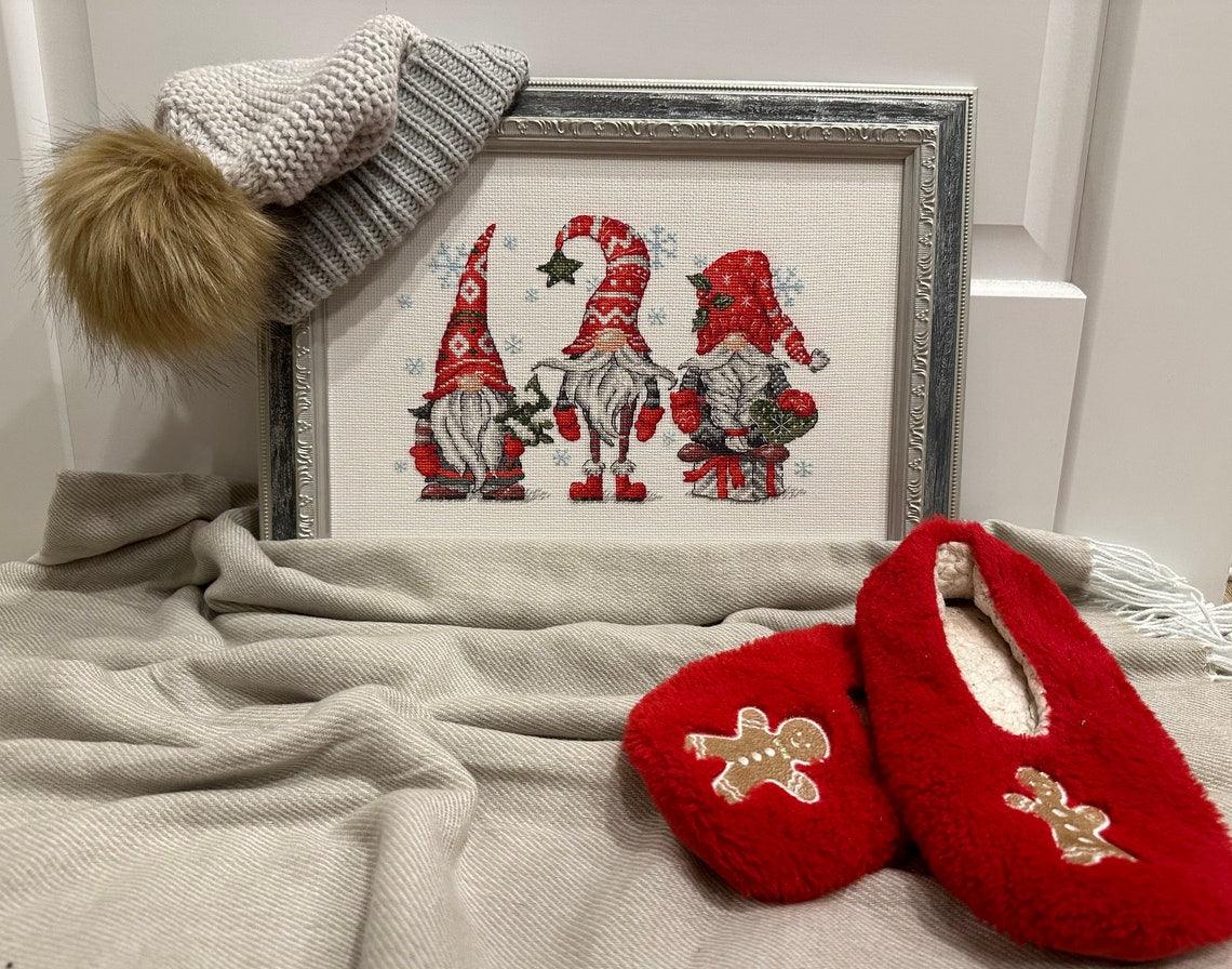 Gnomes R2171 Counted Cross Stitch Kit