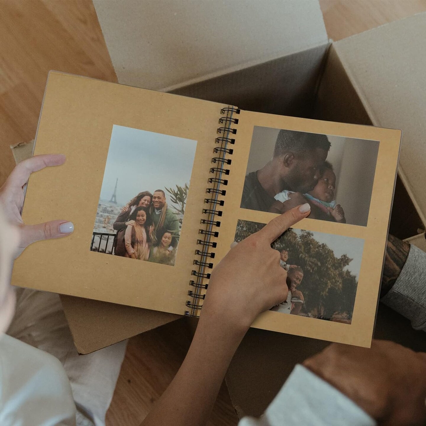 Hardcover Kraft Blank Page Scrapbook Photo Album,Blank Wedding Guest Book, Photo Album, Square Spiral Bound Cardboard Cover Sketchbook,50 Sheets, 12 x 12 x0.94 Inches,200GSM
