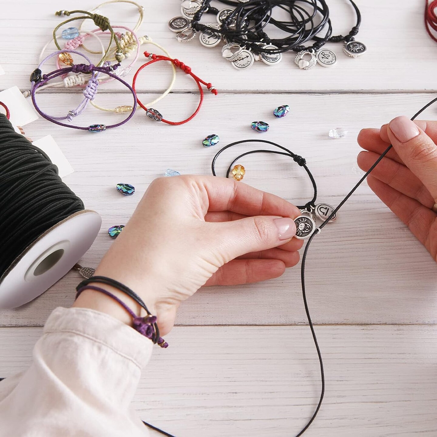 100 Yards 2 mm Elastic Cord Stretch String Elastic Beading Cord Craft Thread for Jewelry Making (Black)