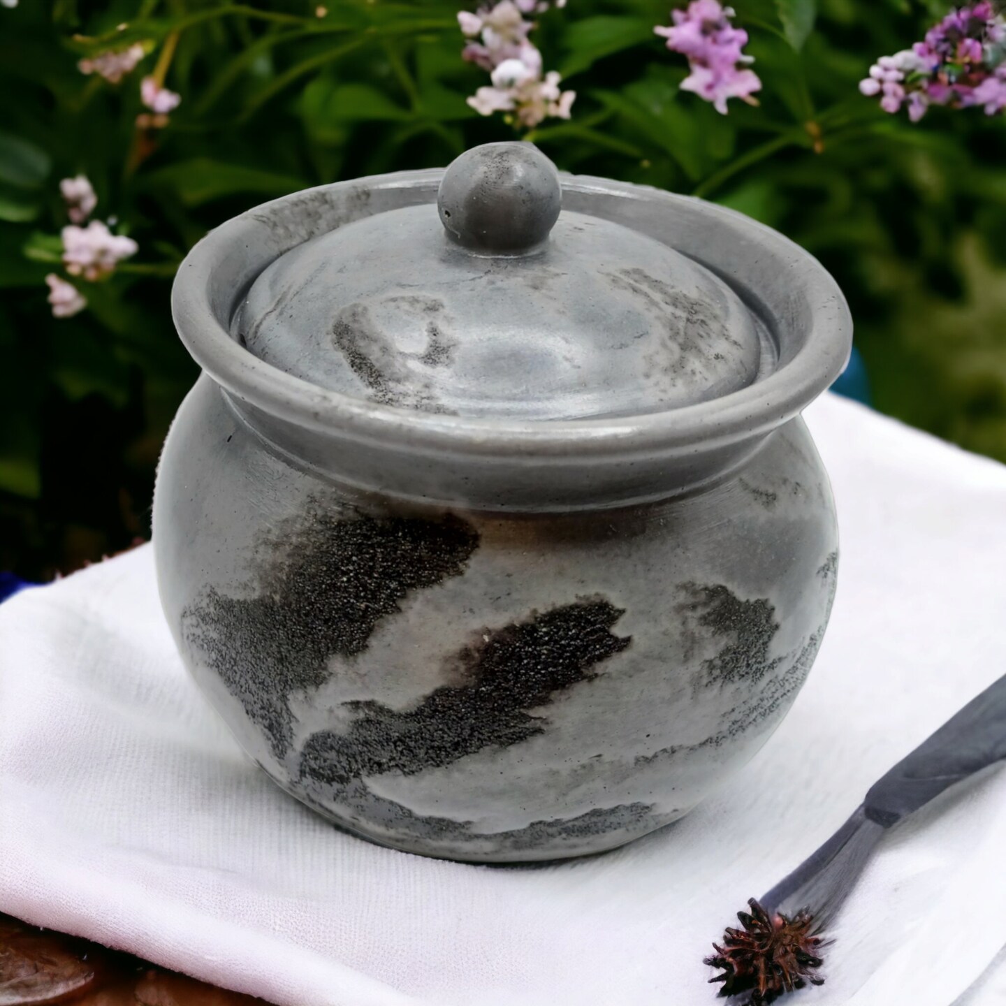 Brown Jar-USA Organic Beeswax 3 Oz., Candle