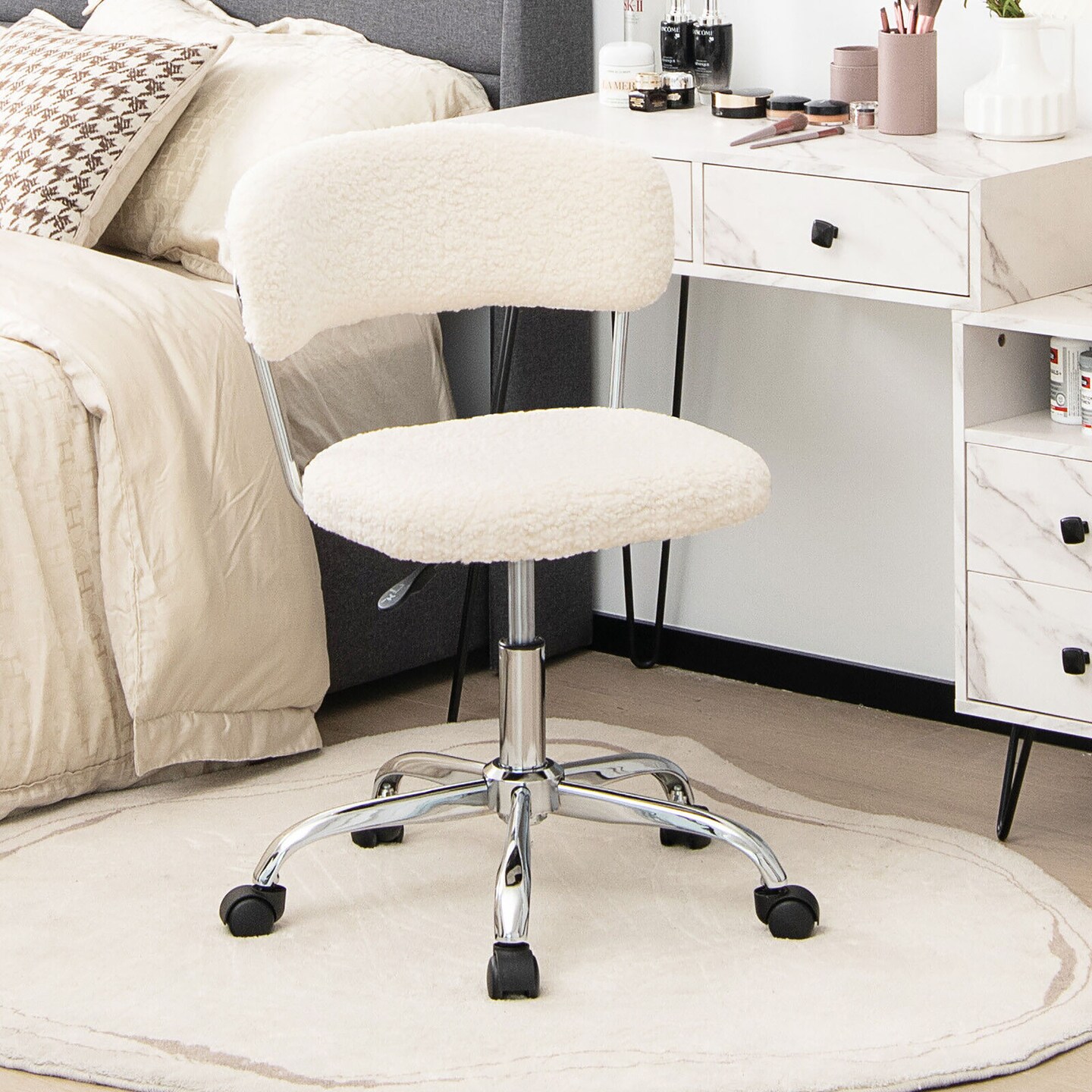 Costway Computer Desk Chair Adjustable Faux Fur Office Chair Swivel Vanity Chair