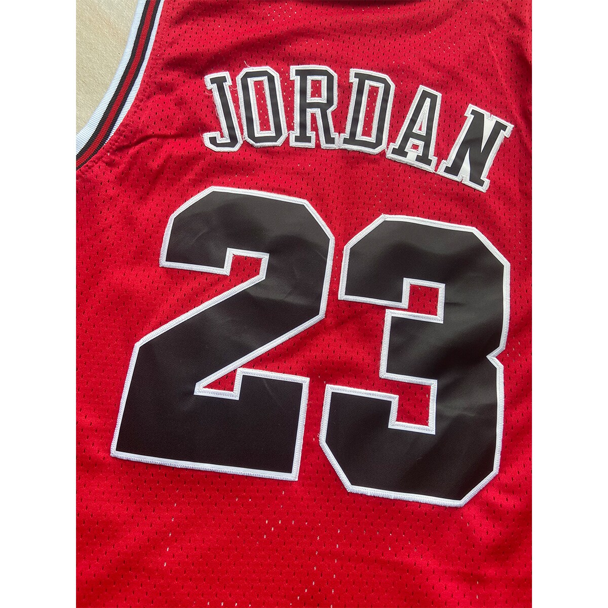 Authentic Michael Jordan Chicago Bulls Road Finals store 1997-98 Jersey Size 40 (M)