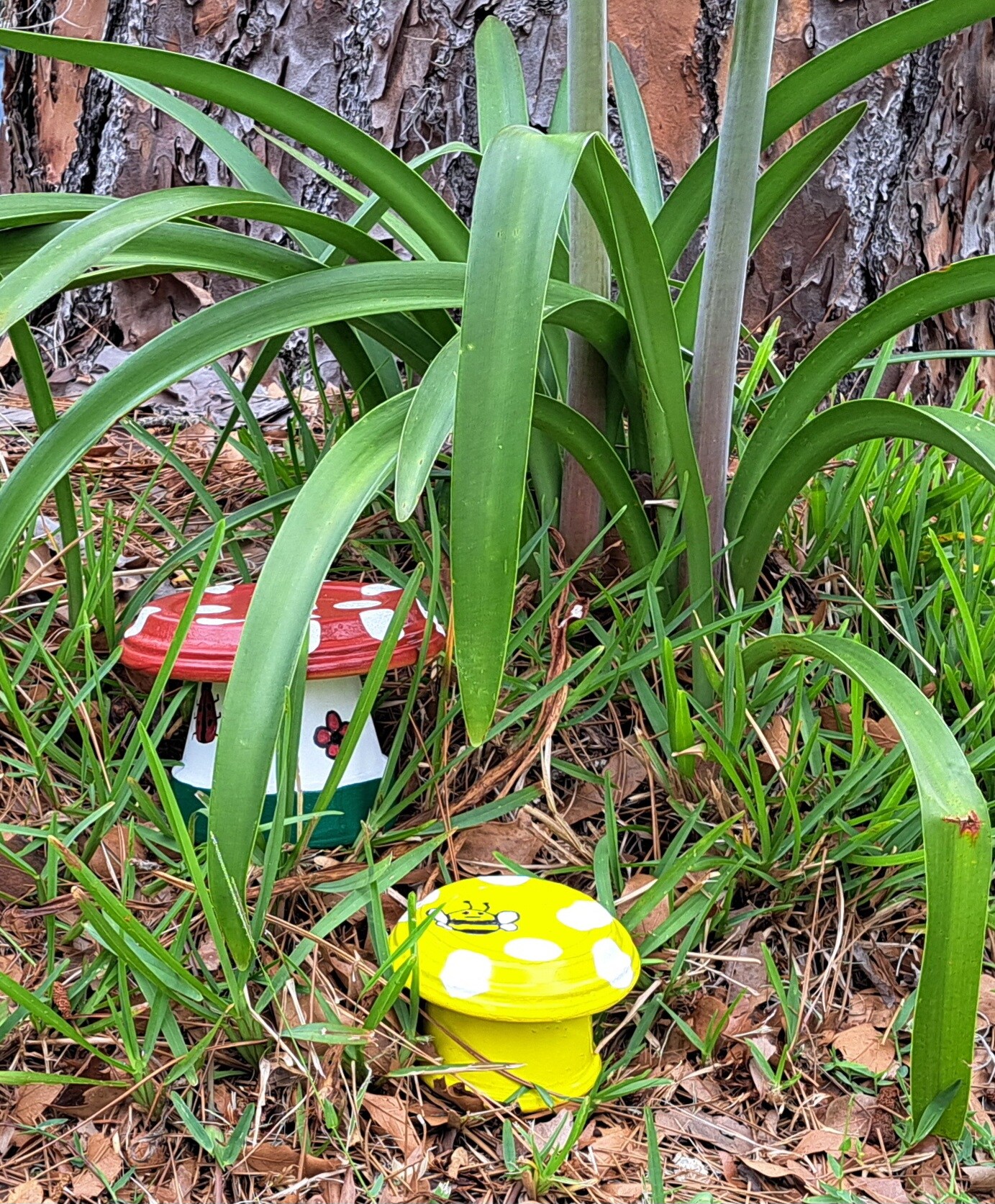 Terra Cotta Hand-Painted Decorative Garden Mushroom, lady bug, bumble ...