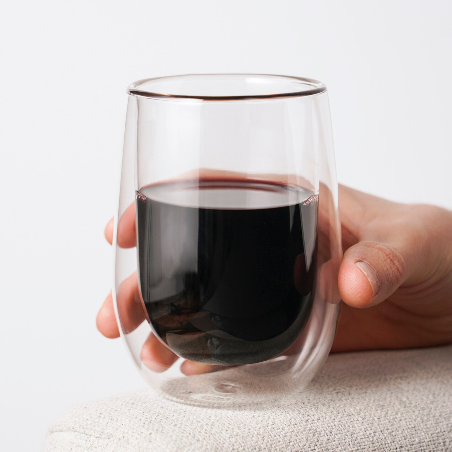 Double-Walled Wine Glasses: Elegant Temperature Control