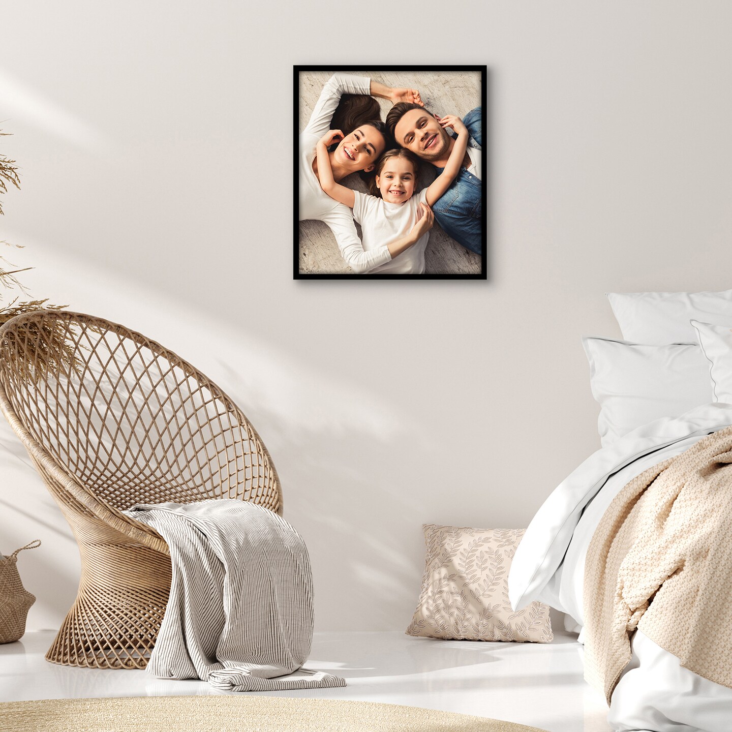 Americanflat Poster Frame - Perfect Frame for Photos and Artwork - Large Picture Frame - Polished Plexiglass - Hanging Hardware with Horizontal and Vertical Display