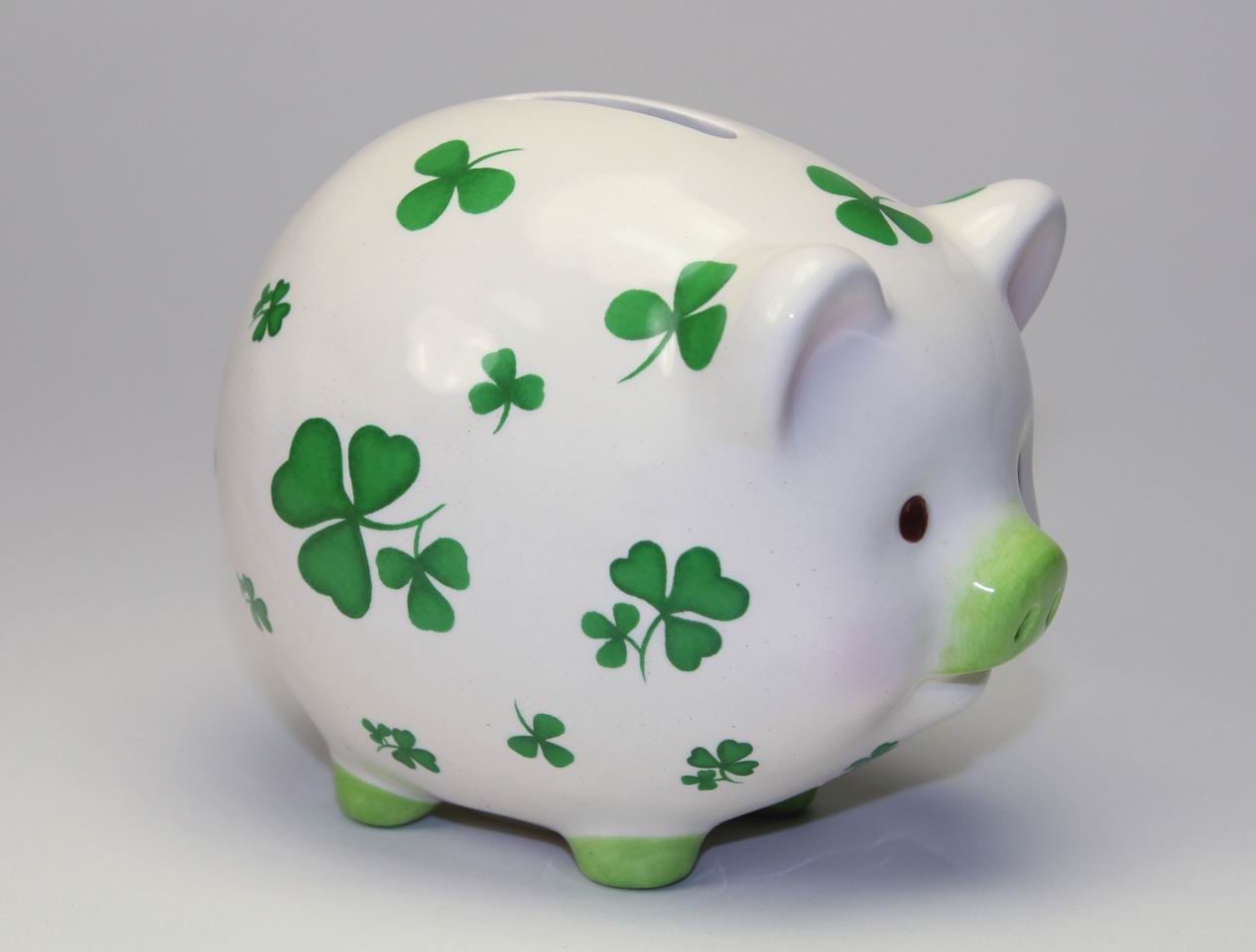 Ceramic Pig with Shamrock Design Piggy Bank, Home D&#xE9;cor, Gift for Her, Gift for Mom, Kitchen D&#xE9;cor, Irish Saint Patrick&#x2019;s Day D&#xE9;cor