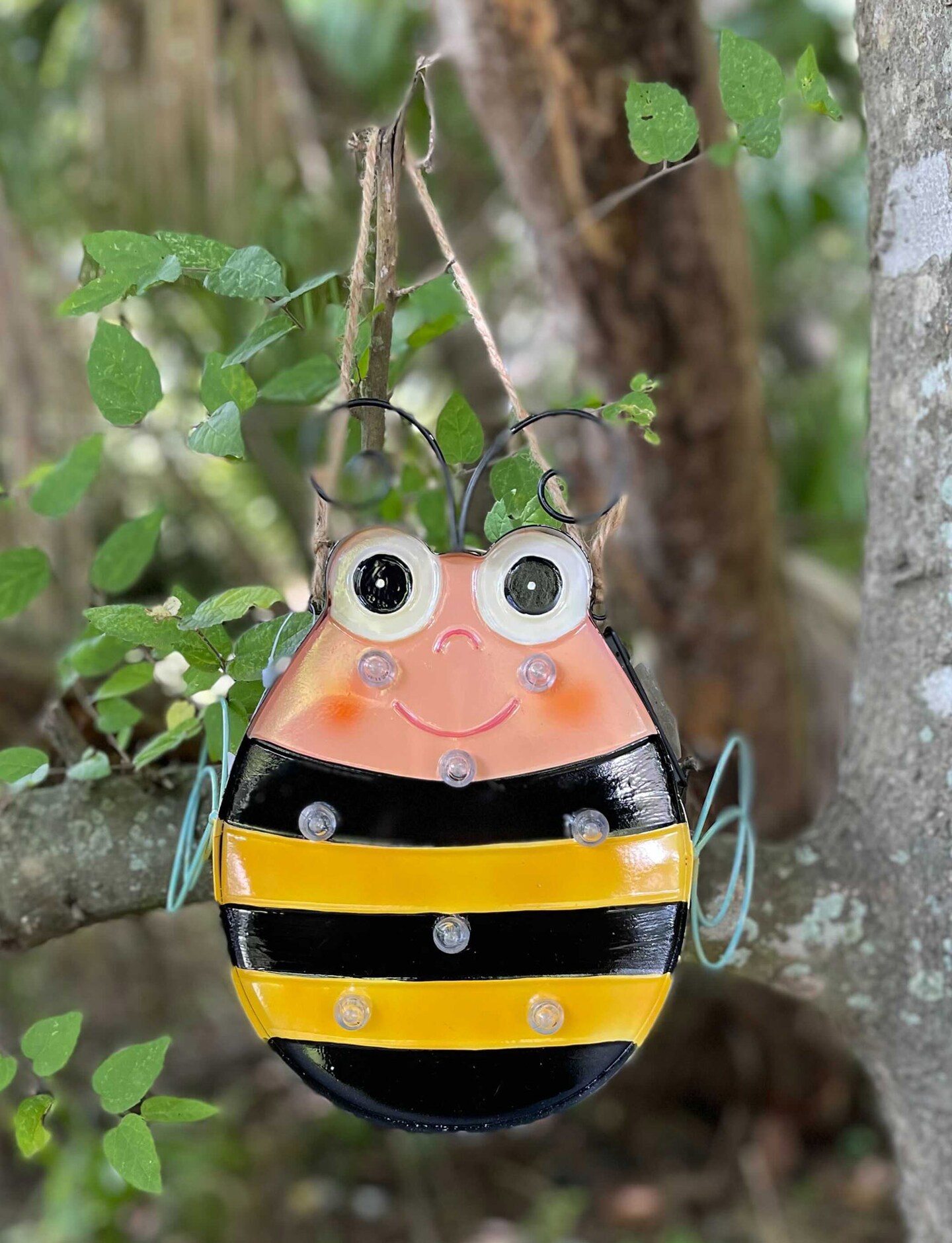 Metal Hanging LED Solar Garden Sculpture Decorative Light Yard Decor Art